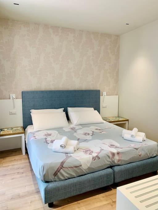 Alex Charme Central Apartments - Corso Umberto Taormina Exterior foto